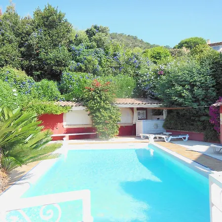 De La Plage Hotel