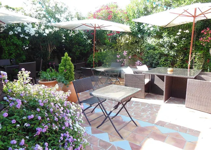 De La Plage Hotel 2*