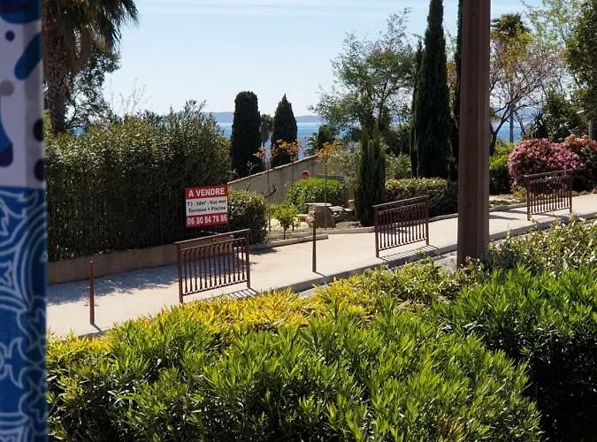 Szálloda De La Plage 2*